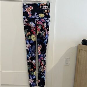 Emily Hsu Designs Black and Pink Floral Leggings in size medium.